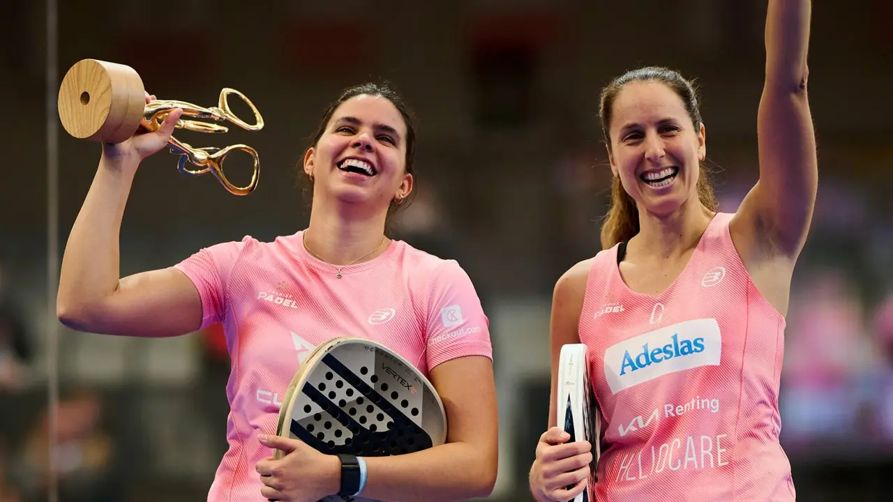 Sufrieron mucho en el primer set y lo perdieron 6-0. Fuente: Premier Padel/ X