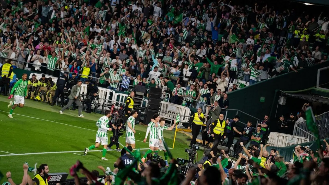 Más de 58 mil personas en las gradas. Fuente: Real Betis Balompié/ X