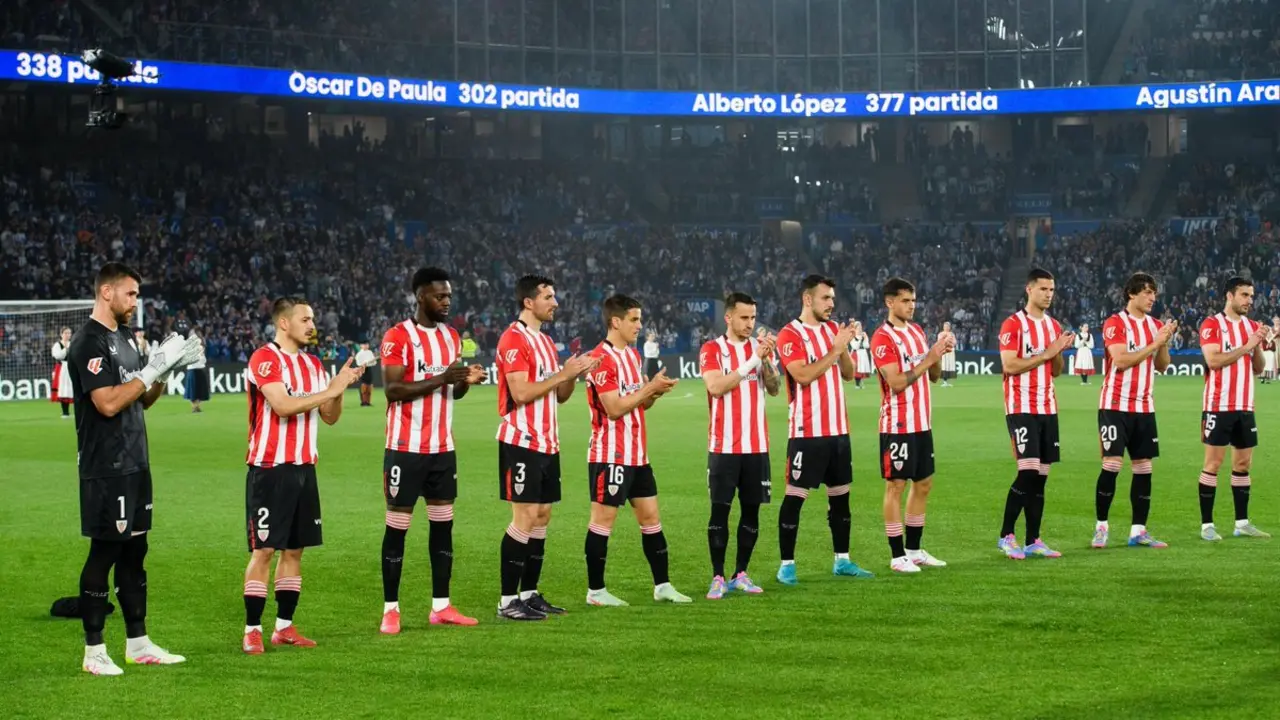 Unai Simón tampoco estará bajo los palos. Fuente: Athletic Club/ X