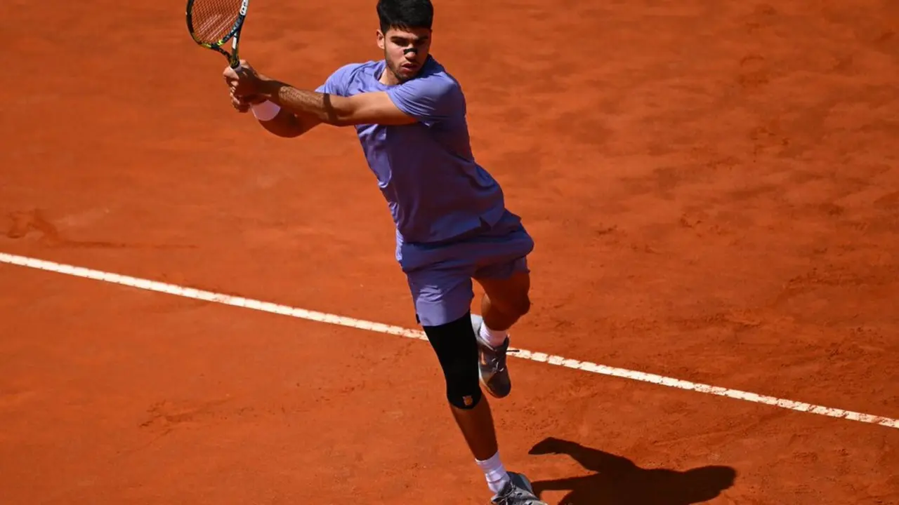Décima victoria en tierra para Carlos este año. Fuente: ATP Tour en Español/ X