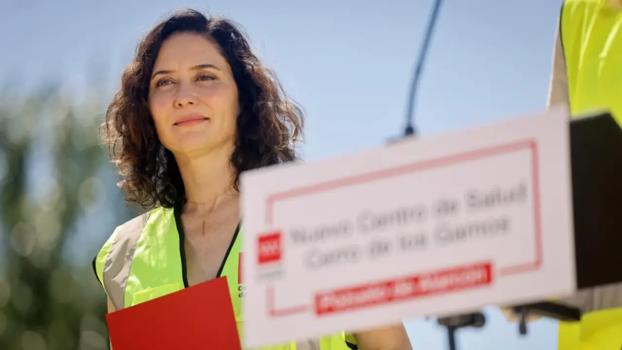 Díaz Ayuso visita las obras de construcción del nuevo Centro de Salud Cerro de los Gamos