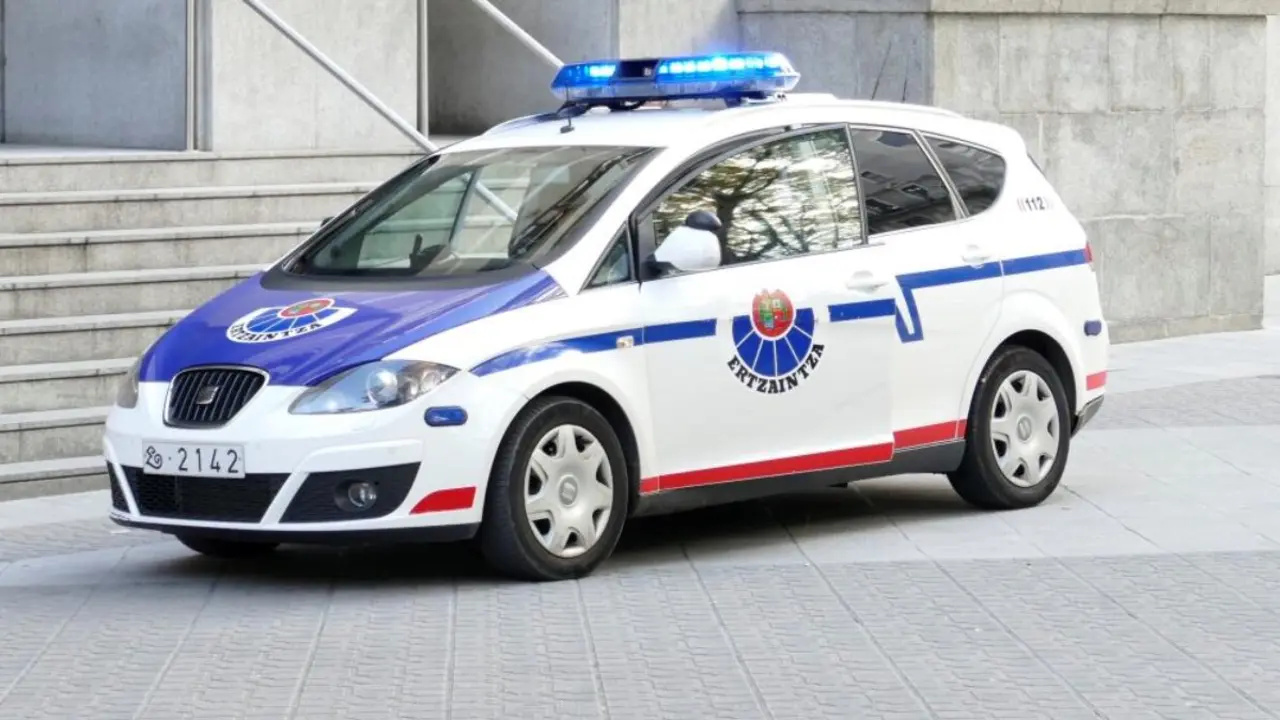 Coche Ertzaintza / Archivo