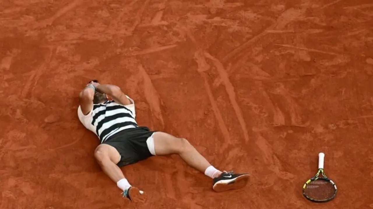 Alcaraz remontó 3 bolas de partidos. Fuente: Roland Garros/ X