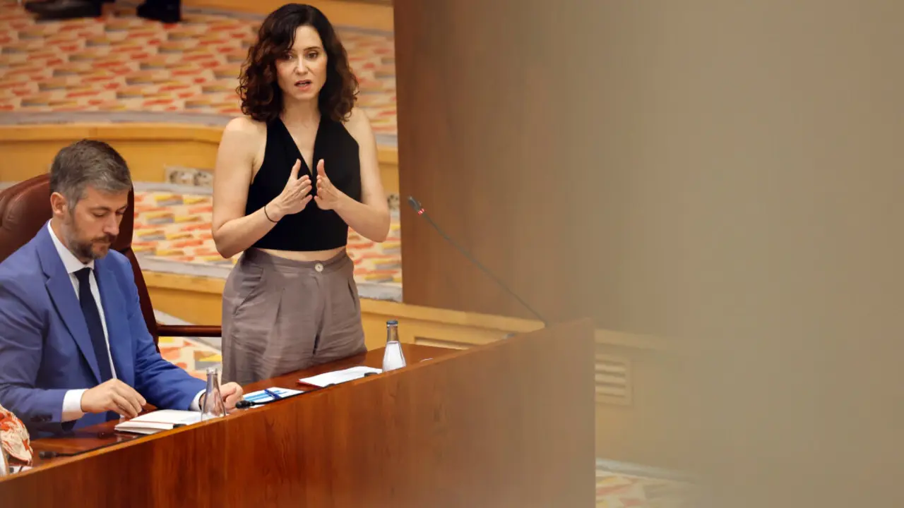 Isabel Díaz Ayuso se ha mostrado  orgullosa por el premio recibido por el Hospital Público Enfermera Isabel Zendal. Imagen: Comunidad de Madrid