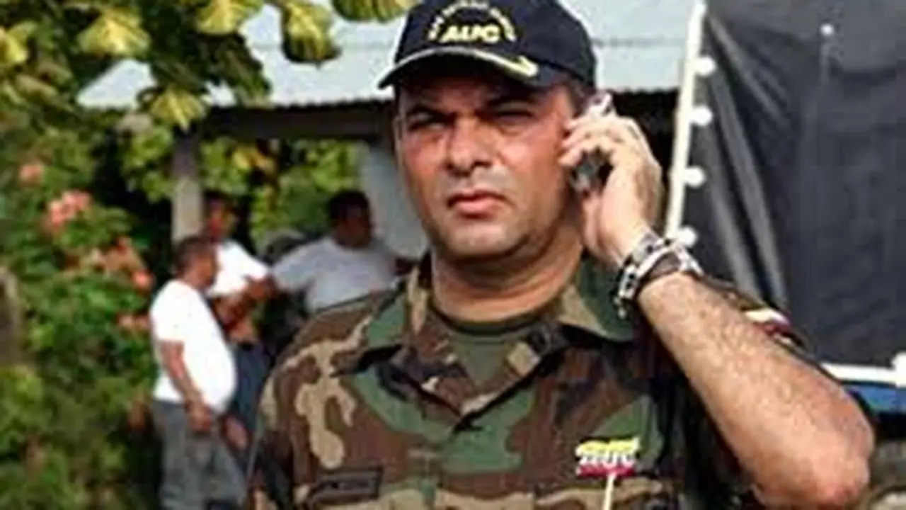 Foto de archivo Salvatore Mancuso exComandante paramilitar