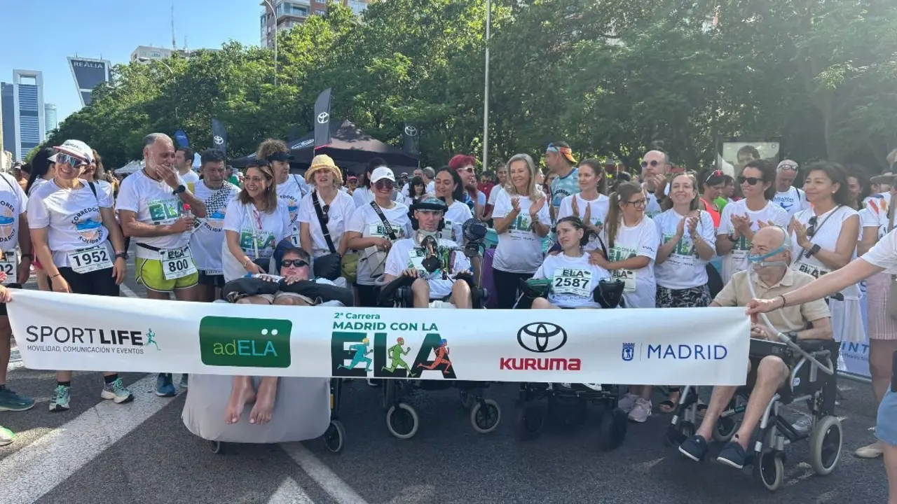 Los pacientes de ELA y sus familias siguen esperando a que lleguen las ayudas de la Ley ELA, tras su entrada en vigor el pasado mes de noviembre. (Foto: Ayuntamiento de Madrid).