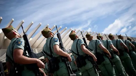 La Legión ha desembarcado en el dique de Levante del puerto de Málaga