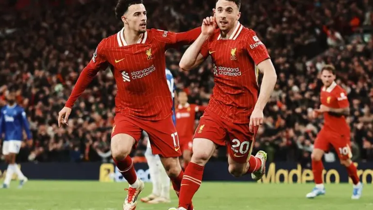 El Liverpool lleva 5 años sin ganar la Premier. Fuente: LFC/ X