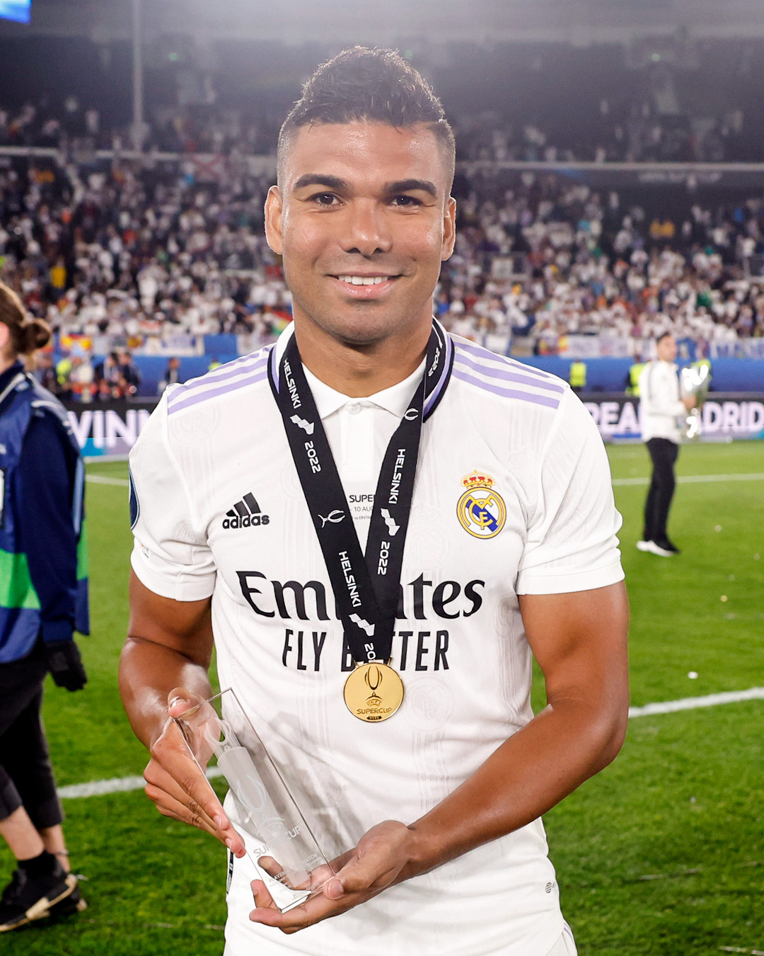 Casemiro pone rumbo a Old Trafford Casemiro pone rumbo a Old Trafford.