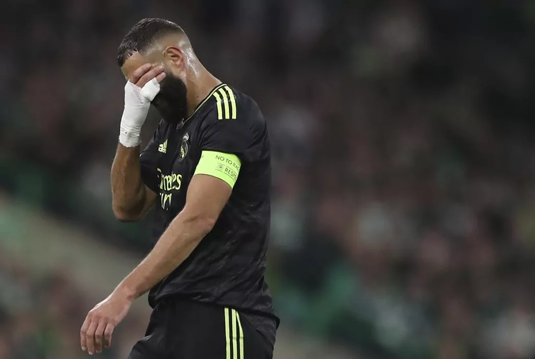 Victoria Del Real Madrid en Glasgow. Benzema se retira lesionado. 