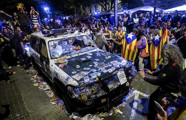 coche-gc-disturbios