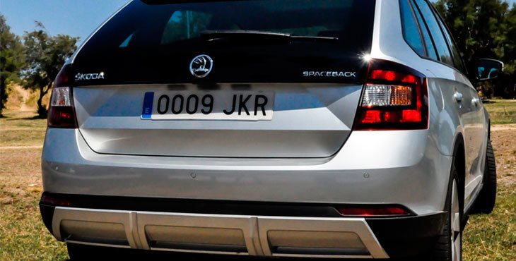 skoda-spaceback-5-AG