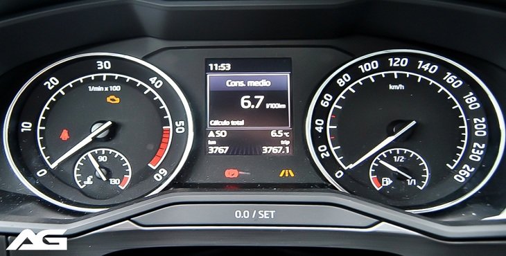 Skoda-Superb-Combi-2016-adictos-a-la-gasolina-10