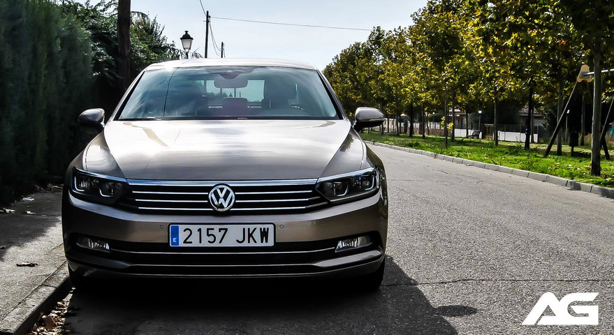 Volkswagen-Passat-TSI-2016-adictos-a-la-gasolina-11