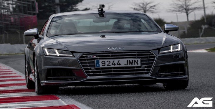 audi-tts-adictos-a-la-gasolina