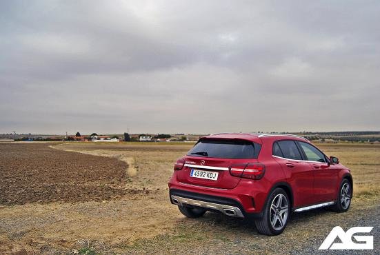 Prueba-mercedes-gla-200d-adictos-a-la-gasolina-02
