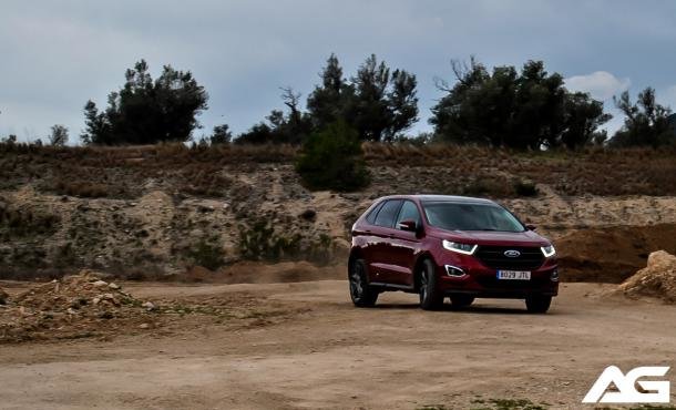 Ford-Edge-Adictos-a-la-gasolina-010