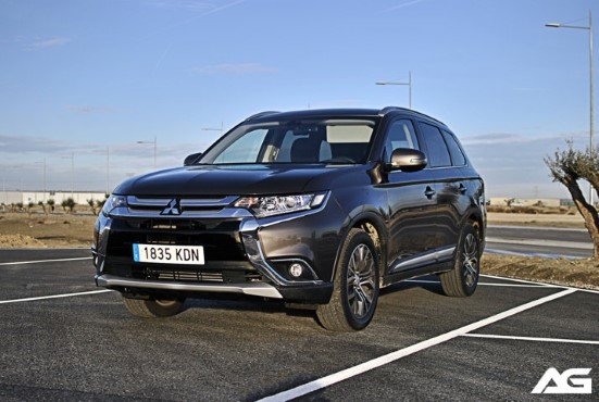  misubishi-outlander-200-mpi-cvt-motion-2-wd0-adictos-a-la-gasolina-07