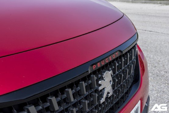  peugeot-2008-exterior-03-adictos-a-la-gasolina
