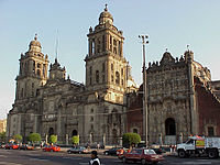 200px-Catedral_Metropolitana_de_la_ciudad_de_México_1