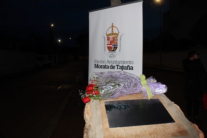 Placa homenaje1