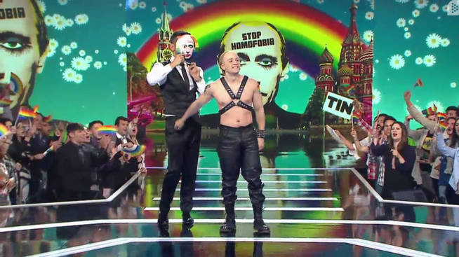 alex-forriols-y-jesus-vazquez-en-el-plato-de-me-lo-dices-mediaset-espana
