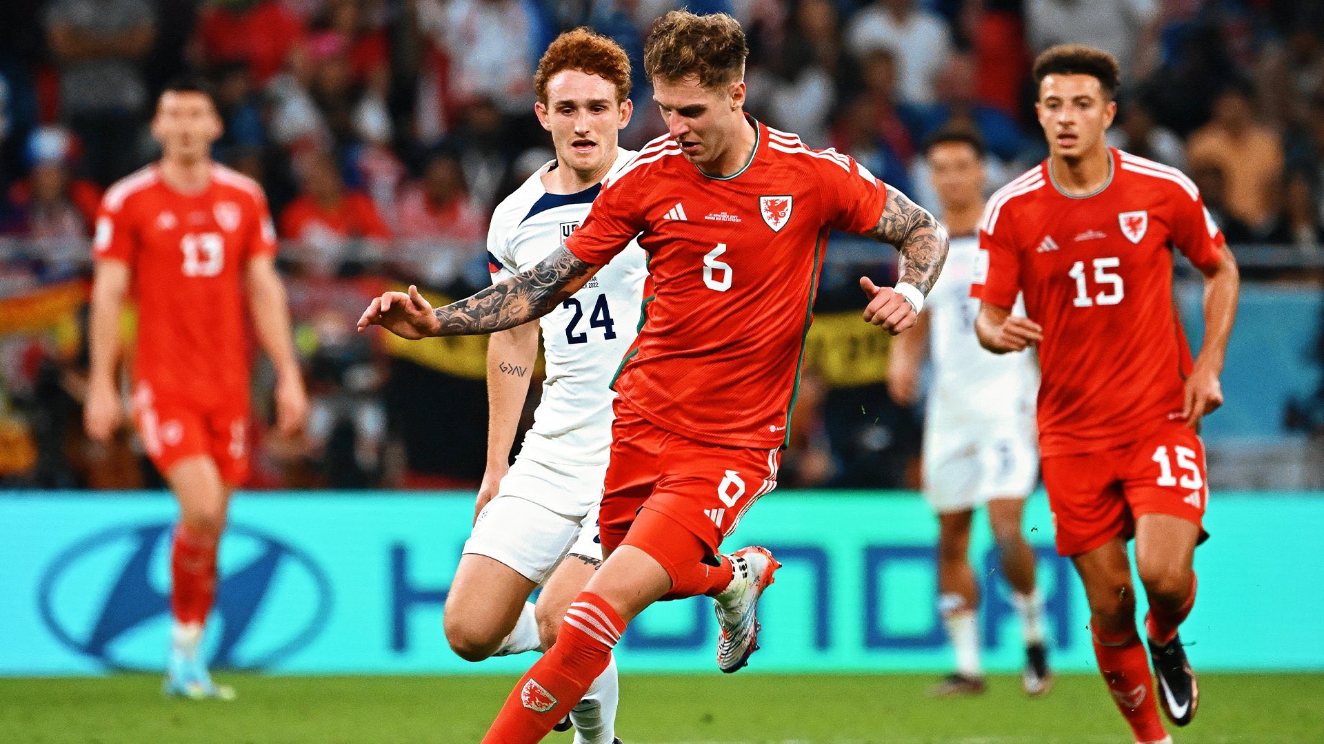 Joe Rodon USA vs WAL WCQatar 2022