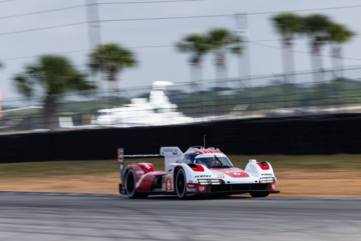 WEC Sebring Porsche test 2023