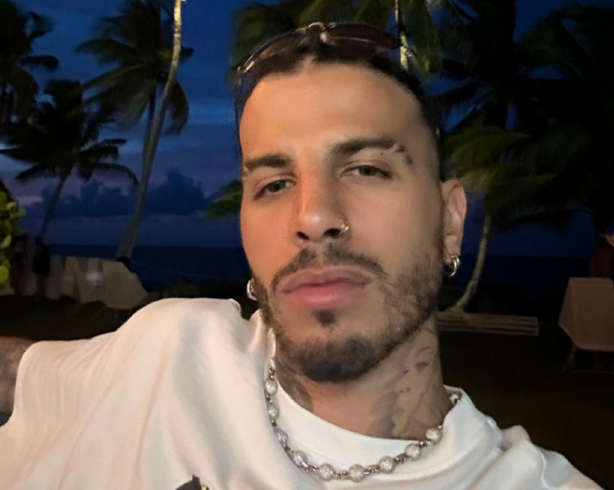 raw alejandro