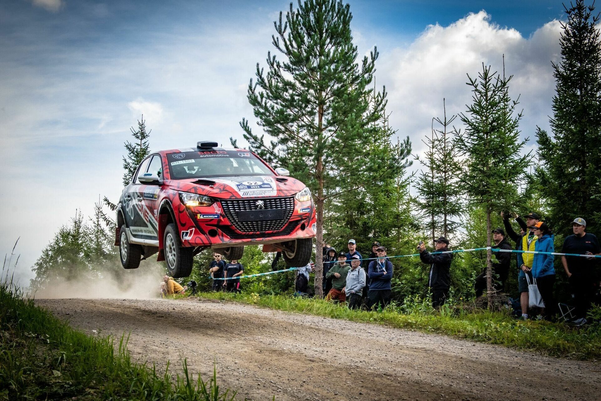 Justus Räikkönen rallyes Peugeot