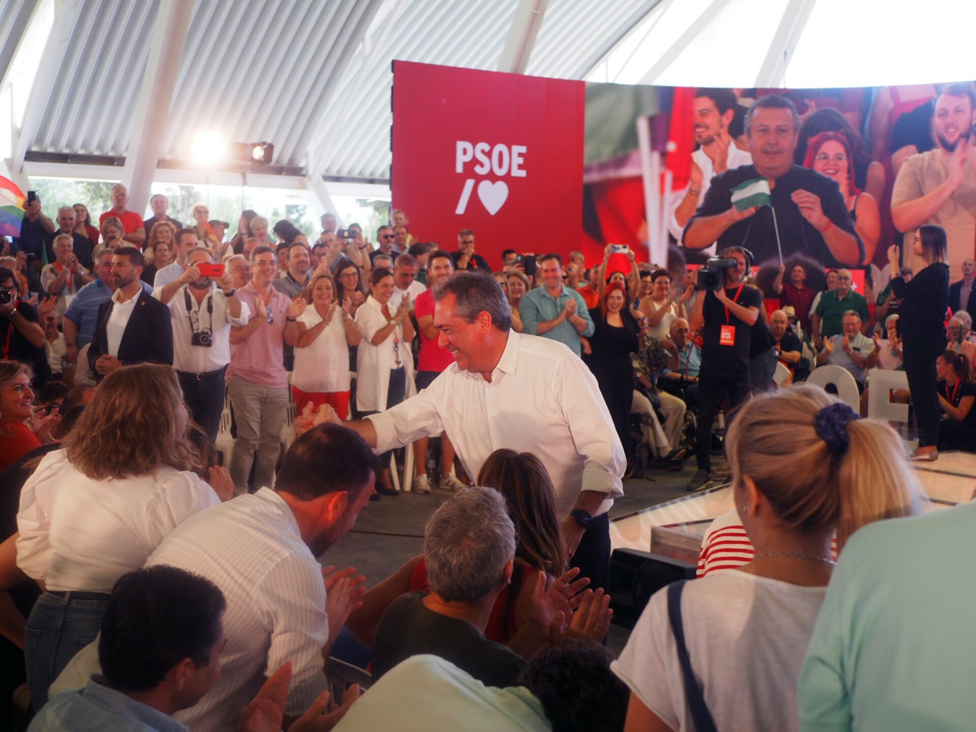 Pedro Sánchez Juan Espadas PSOE Andalucía María Jesús Montero Javier Fernández