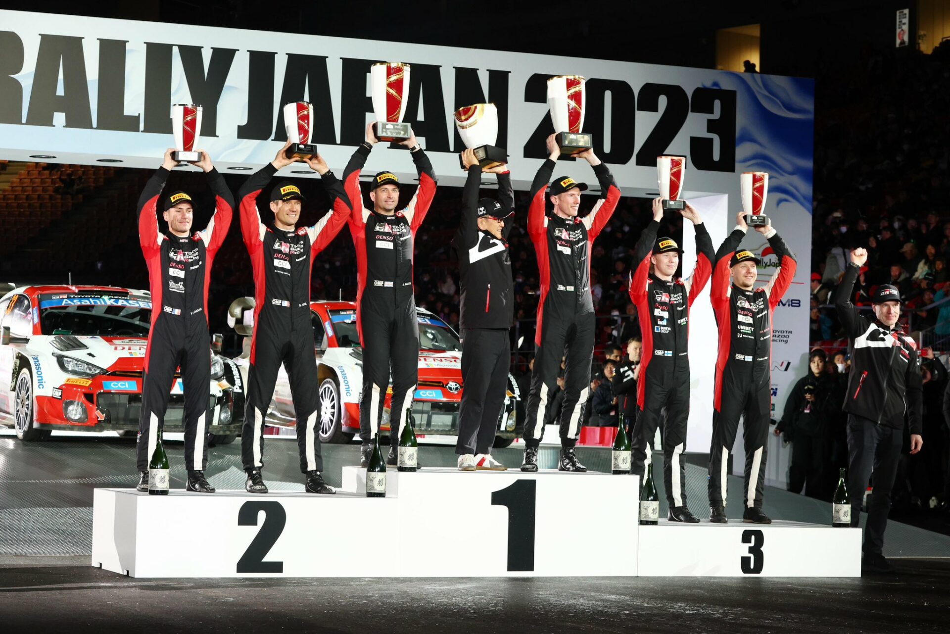 Toyota WRC Japón rally podio Evans Ogier Rovanperä Latvala