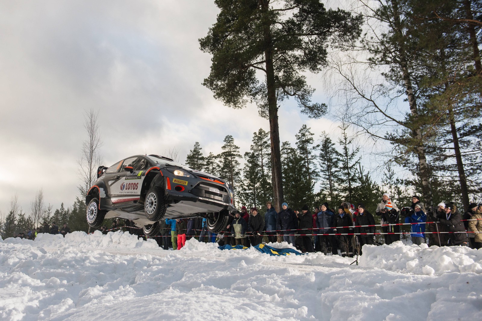Kubica WRC Rally Ford nieve Suecia