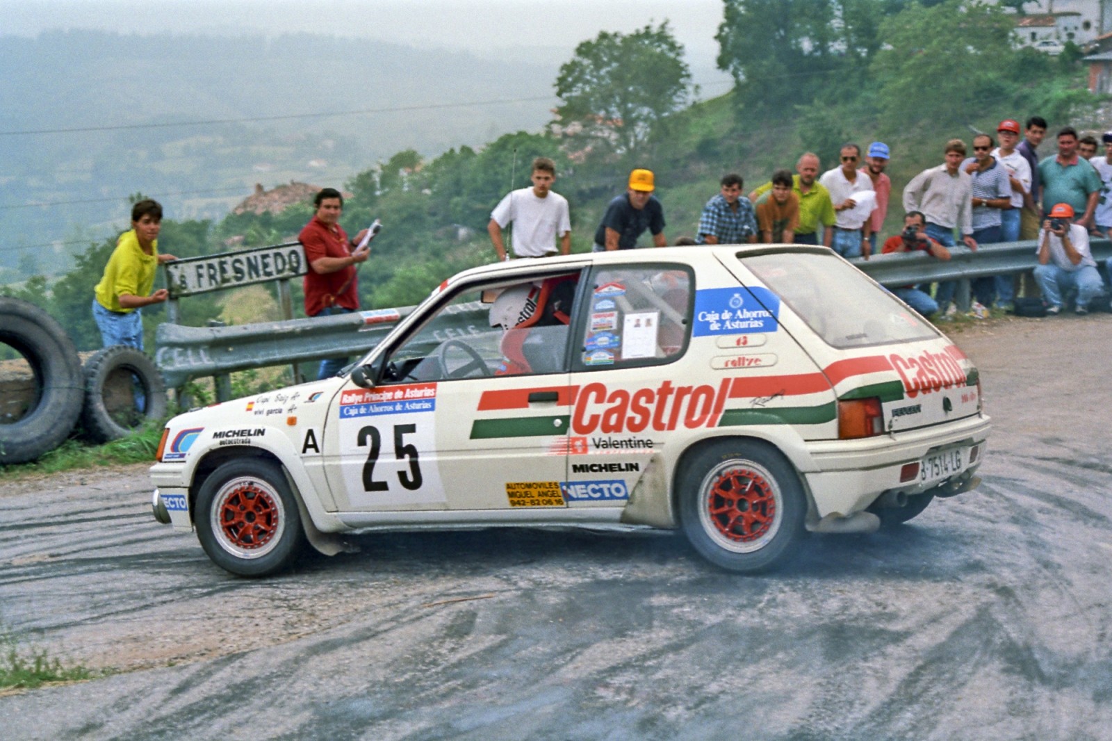 Desafío Peugeot 205 GTI deportes motor rally