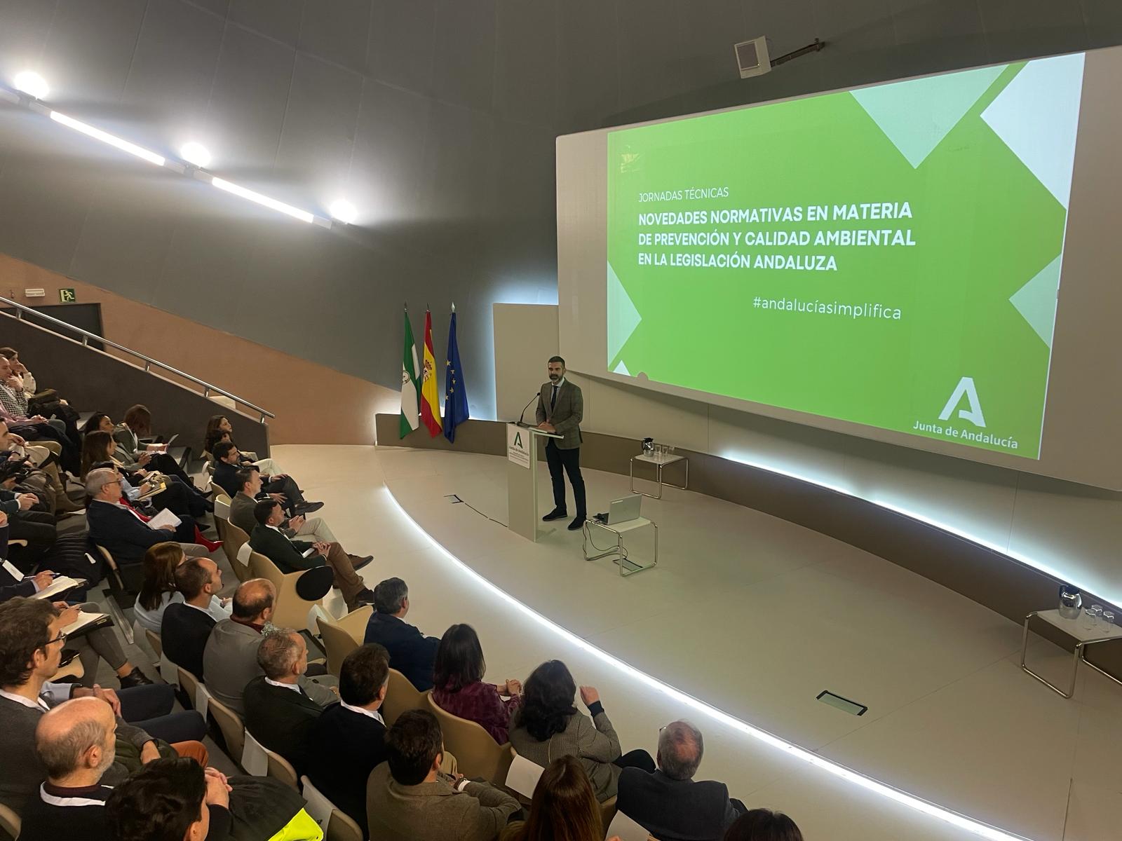 Ramón Fernández-Pacheco agricultores sostenibilidad medio ambiente Junta de Andalucía