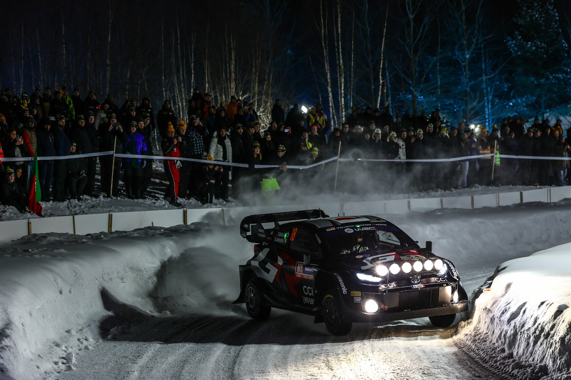 Rally Suecia Toyota Katsuta deportes motor nieve