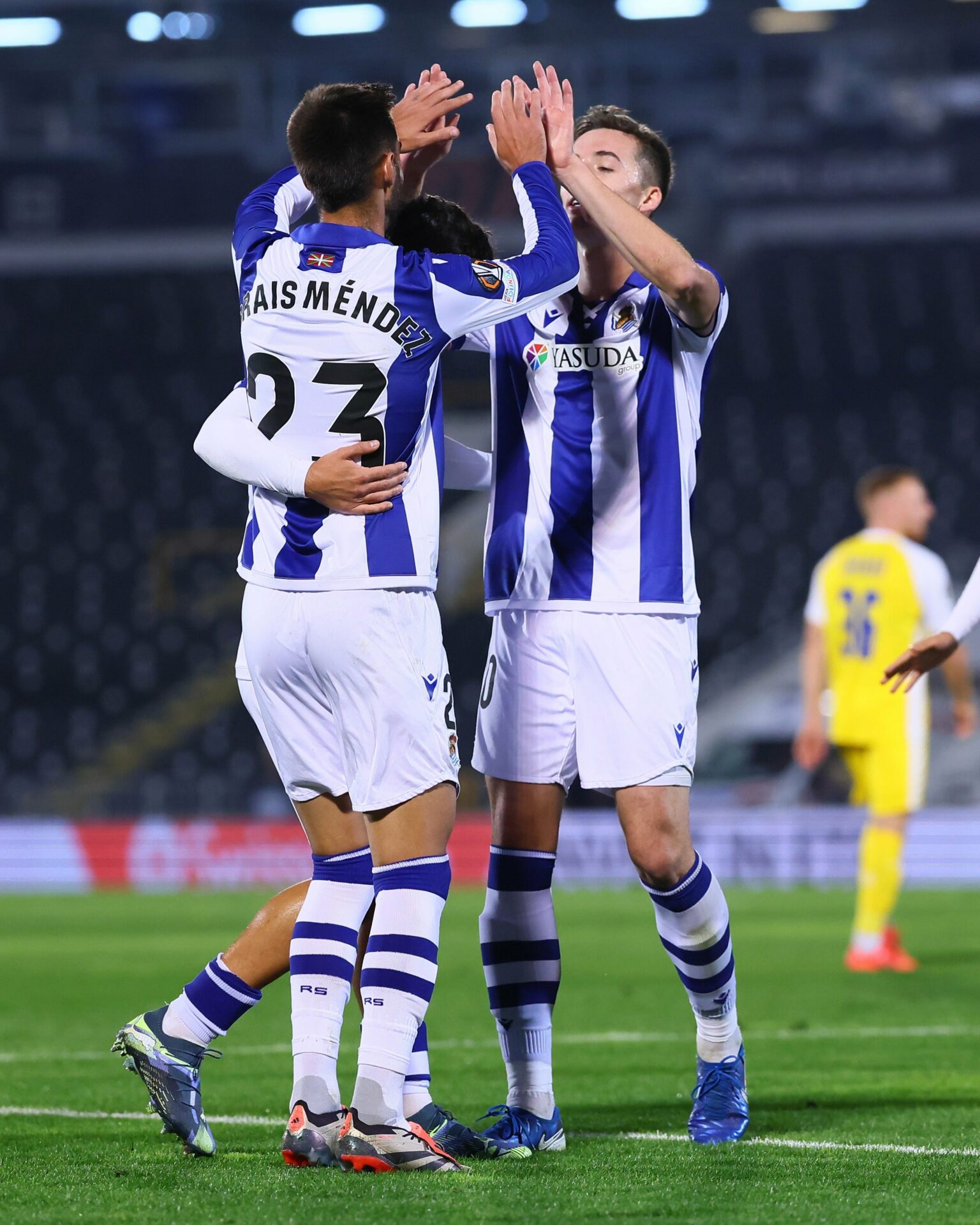 La Real Sociedad celebra el primer gol