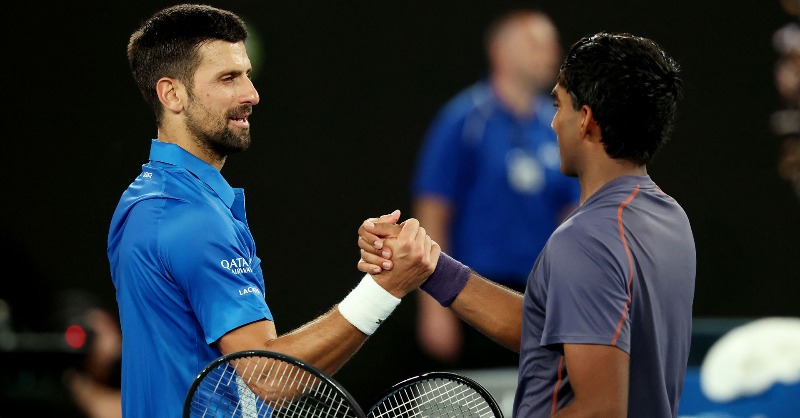 Alcaraz pasa de ronda en el Australia Open
