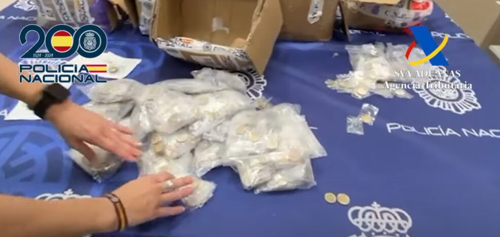 Monedas falsas de 2€ procedentes de China