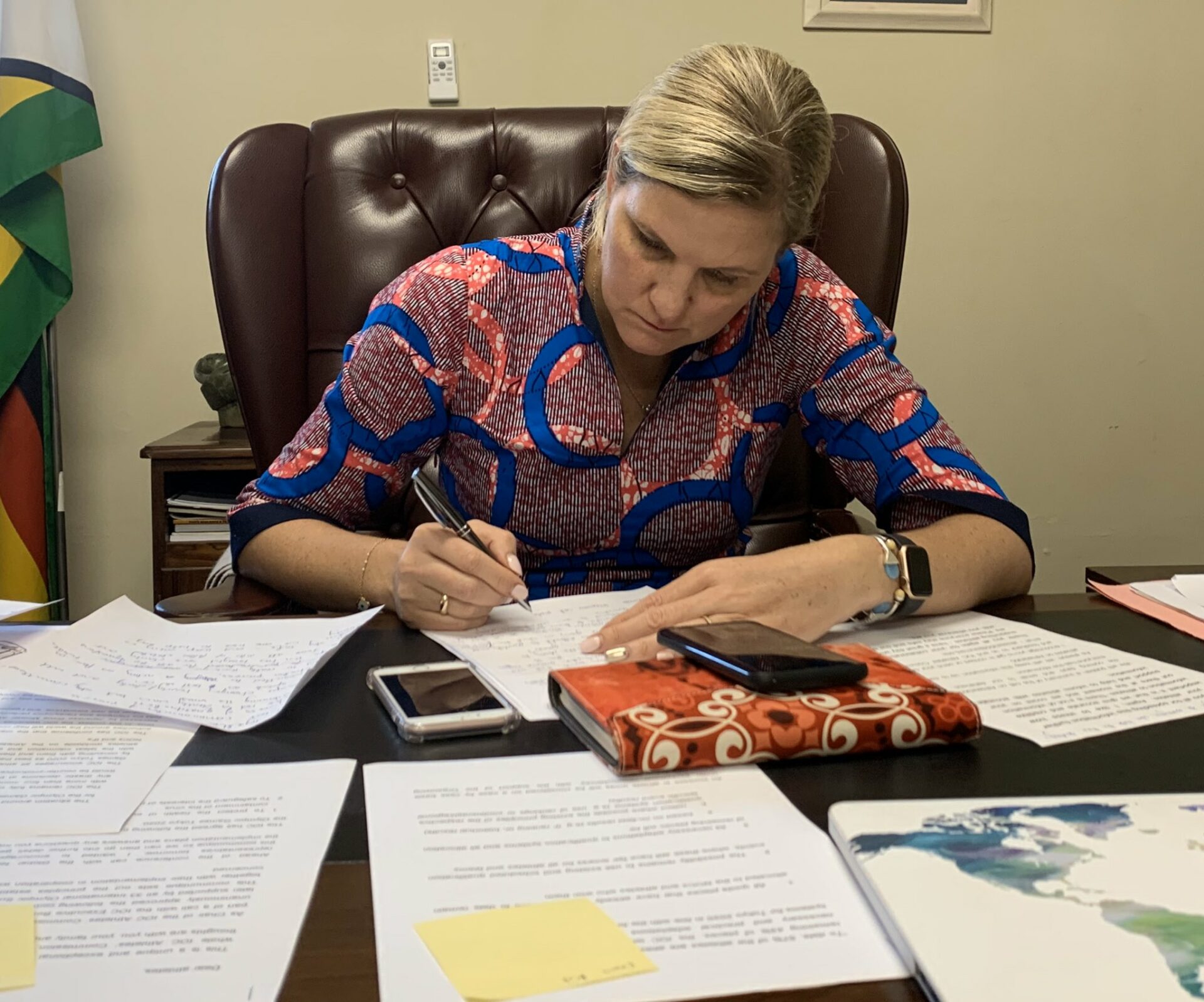 Kirsty Coventry es elegida como presidenta del COI y se convierte en la primera mujer que ocupa el cargo