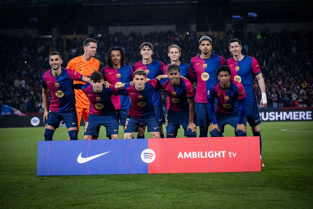 Cuatro puntos de ventaja para ocho jornadas. Fuente: FC Barcelona/ X
