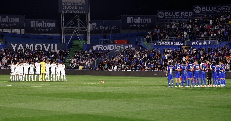 Minuto de silencio en recuerdo del papa. Fuente: Real Madrid/ X