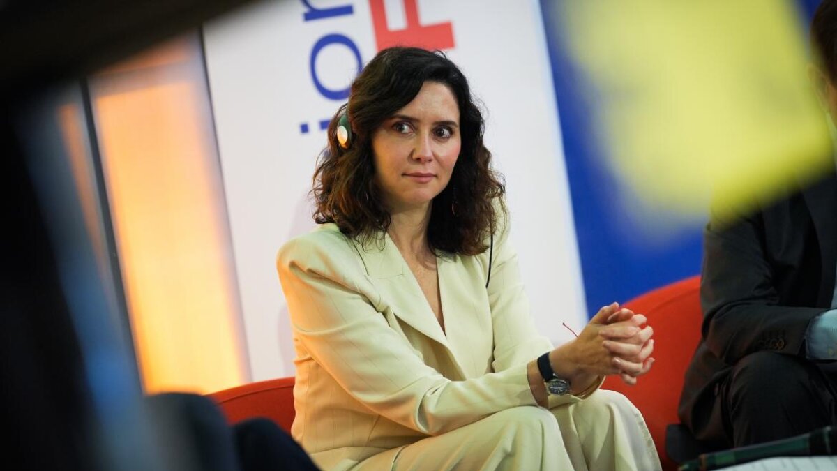 Díaz Ayuso participa en la Bienal de Arquitectura y Paisaje de île-de-France