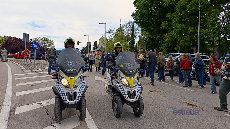 Agentes motorizados del distrito de Carabanchel
