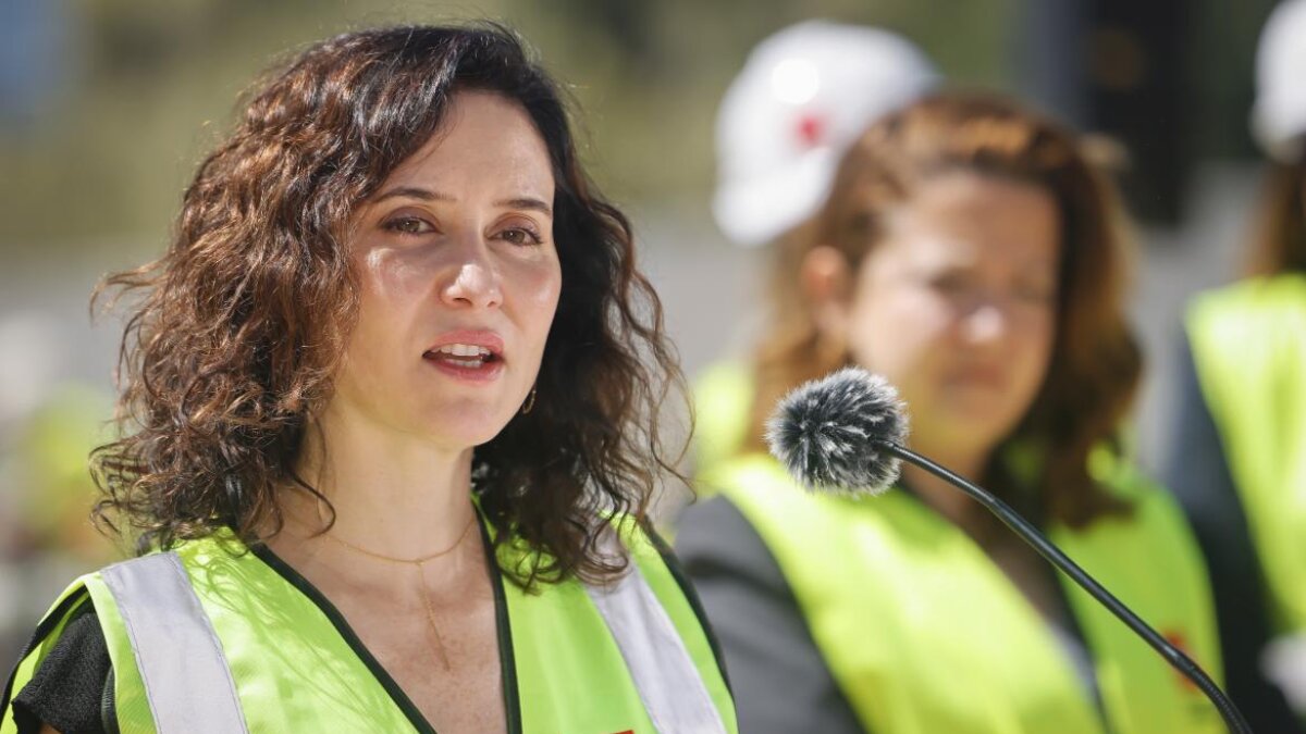Díaz Ayuso visita las obras de construcción del nuevo Centro de Salud Cerro de los Gamos
