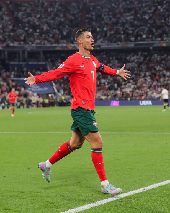 A sus 40 años, Cristiano Ronaldo culmina la remontada frente a Alemania. Imagen: X @ UEFAEURO