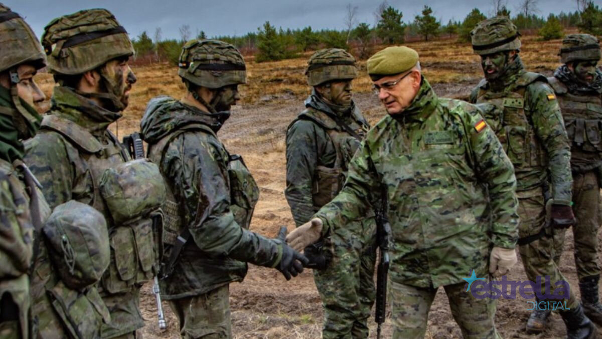 "La Unión Europea tiene que gastar en Defensa porque estábamos acostumbrados a que los problemas nos los solucionase Estados Unidos", sostiene el general Montenegro.