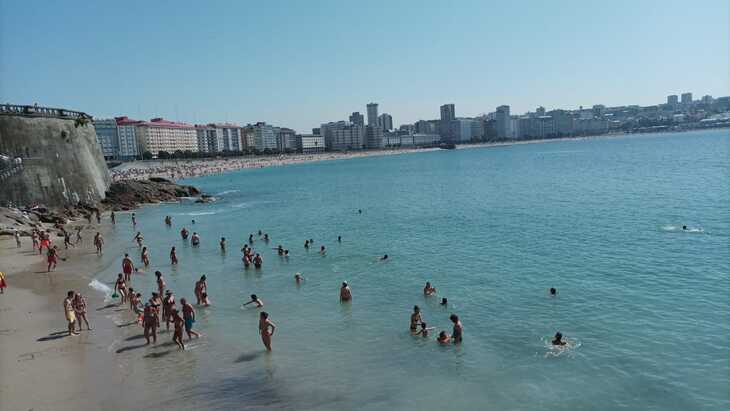 La ola de calor no da tregua en España con temperaturas de hasta 45 grados