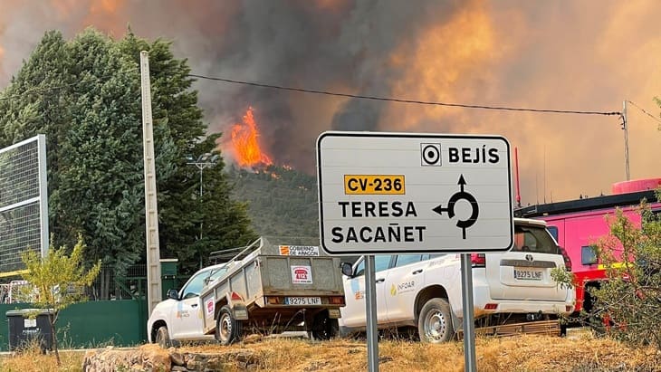 Imagen De Varios Heridos Graves Al Saltar De Un Tren Por El Incendio De Bejis (Castellón) 1 Incendio En Bejis