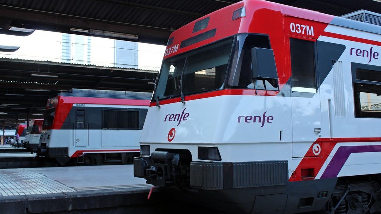 Imagen De Cómo Solicitar Los Nuevos Abonos Gratuitos De Renfe, Ya Disponibles 1 Varios Trenes Cercanias 2204489563 7552802 1300X731
